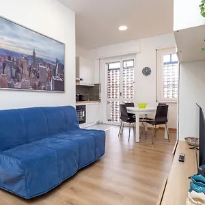https://apt-navigli-new-luxury-with-terrace.it-lombardy.com